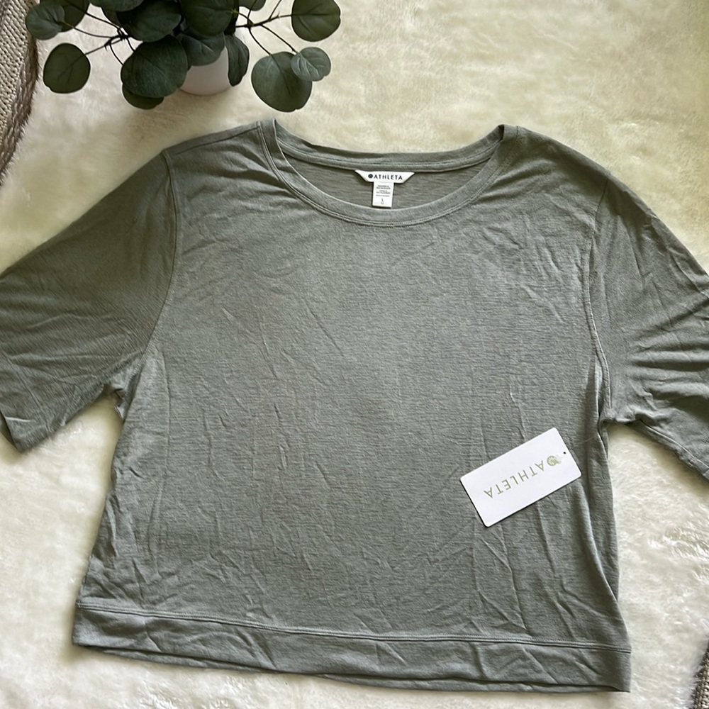 Athleta Breezy Serene Tee